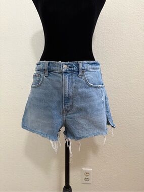 Abercrombie & Fitch Mom Shorts High Rise Light blue denim